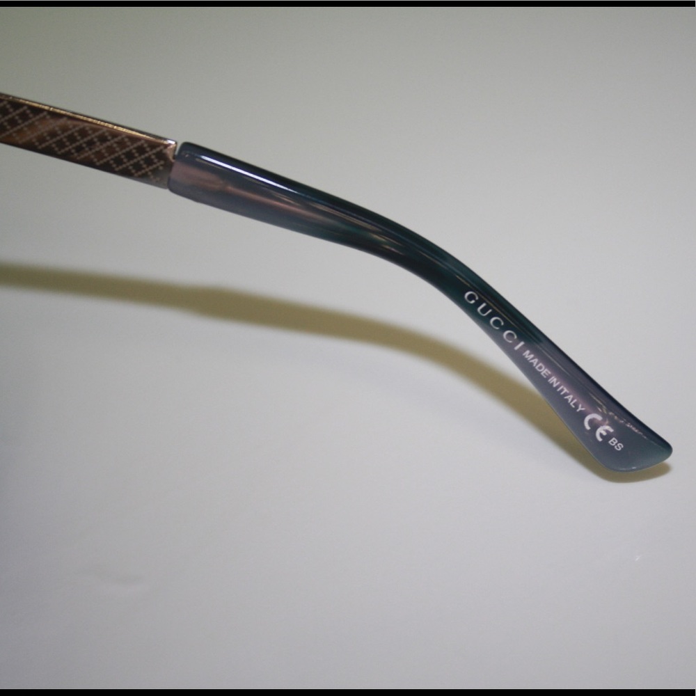 Gucci Sunglasses - Picture 7 of 8